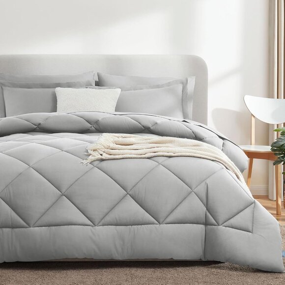 7 Pieces, Queen Luxury Soft Bed Set for All Seasons, Bedding Set-Light Grey - Picture 6 of 7